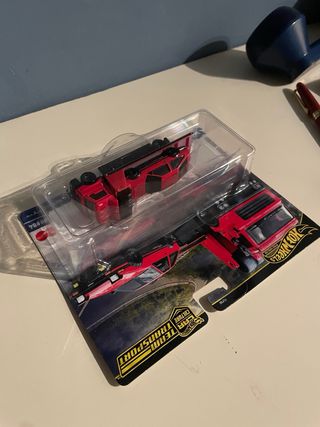 Hot wheels team transport