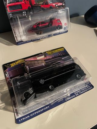 Hot wheels team transport