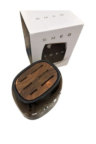 Bloco de Facas SMEG Madeira e Plástico Preto