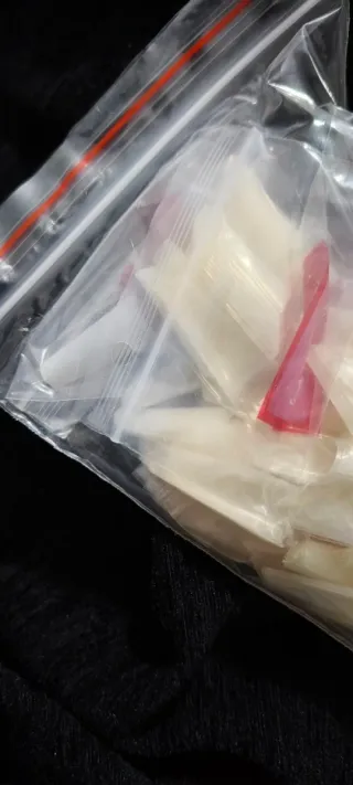 Uñas postizas blancas para manicura