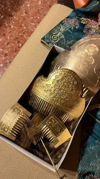 Traje de Fallera Verde y Dorado