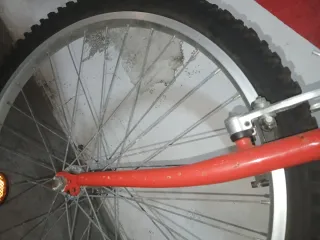 Bicicleta mediana montaña