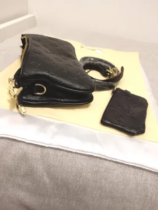 Borsetta e portamonete monogramma nero