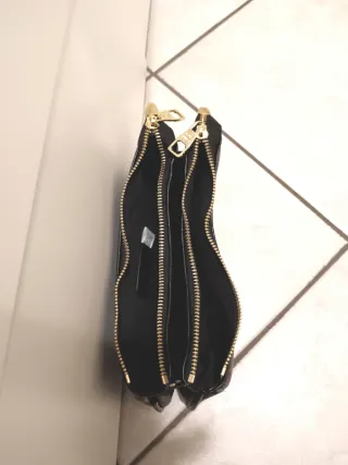 Borsetta e portamonete monogramma nero