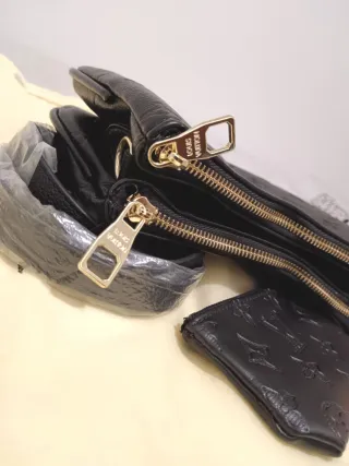 Borsetta e portamonete monogramma nero