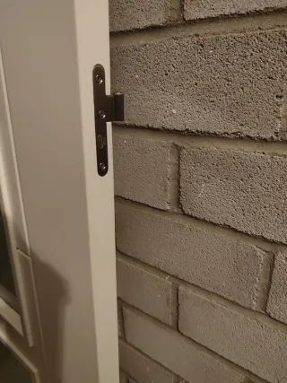 Puerta madera y cristal