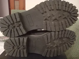 Botines negros mujer