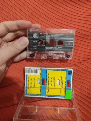 883 "Hanno Ucciso l'Uomo Ragno" cassetta