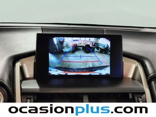 Lexus NX 300h Corporate 2WD 145 kW (197 CV)