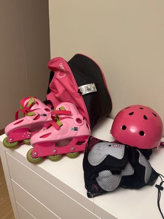 Patines en línea y protecciones para patinaje