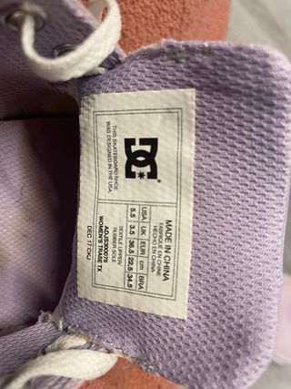 Zapatillas DC Rosas y Blancas