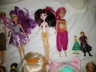 Lote de Muñecas Variadas