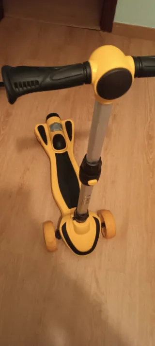 Patinete infantil 3 ruedas amarillo