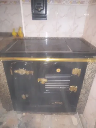 Marco Negro y Cocina Hierro