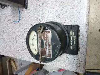 Contador Eléctrico Antiguo