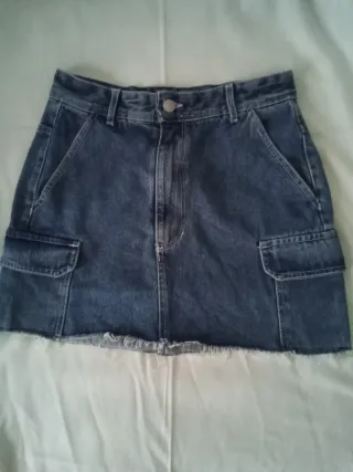 Falda vaquera corta Bershka