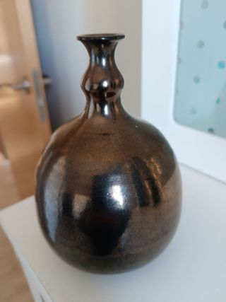 Jarrón de cerámica artesanal