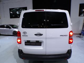 Toyota Proace 2.0Diesel 145cv 9 plazas 2023