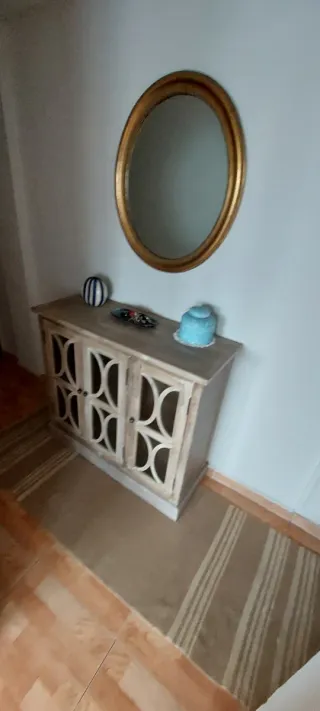 Aparador/Mueble de entrada beige