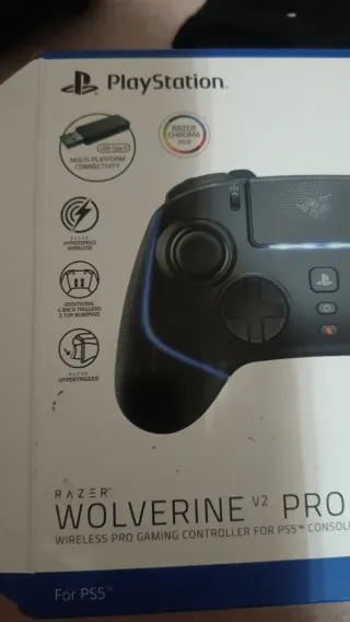 Controller Razer Wolverine per PS5 e PC