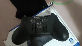 Controller Razer Wolverine per PS5 e PC