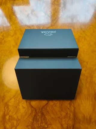 Caja reloj jaguar