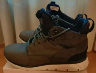 Zapatillas de Bota marca Timberland Talla 36