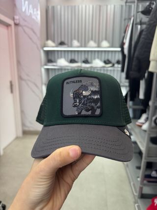 Gorra Goorin Bros con parche de toro