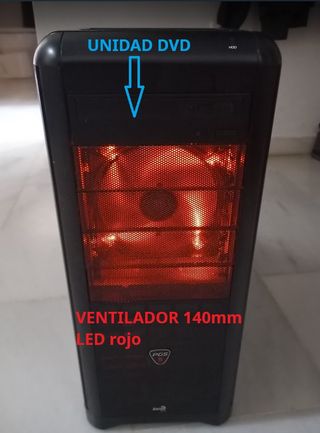 Torre ordenador vacía de componentes, tamaño E-ATX