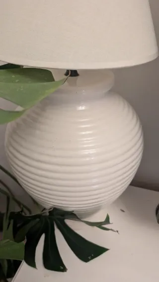 Lámpara de mesa cerámica antigua