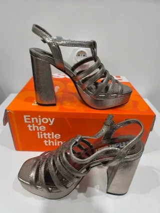 Sandalias de Plataforma Plateadas