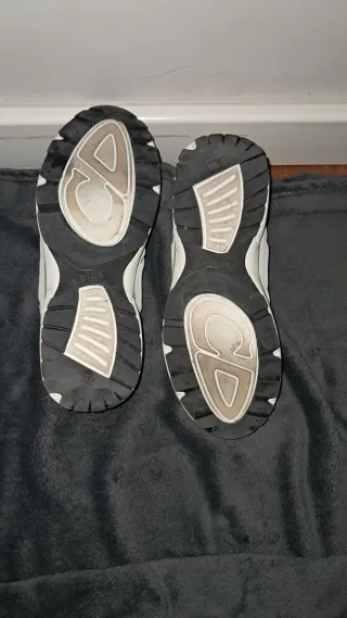 Zapatillas Dior B30 grises y blancas