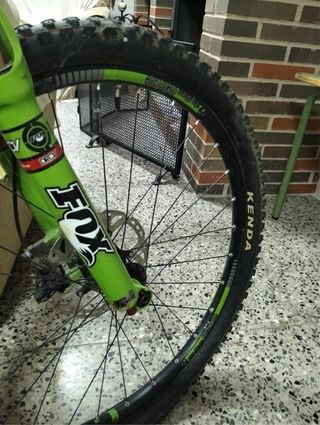 Bicicleta de montaña, doble amortiguación , Trek