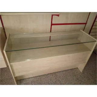 Mostrador madera vitrina cristal