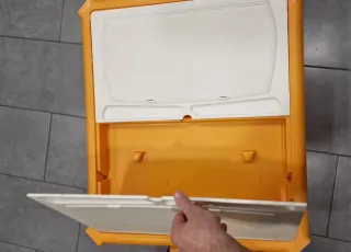 Mesa y 2 Sillas Infantiles Plástico