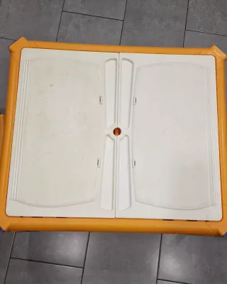 Mesa y 2 Sillas Infantiles Plástico