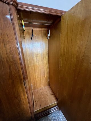 REGALO Armario antiguo de madera