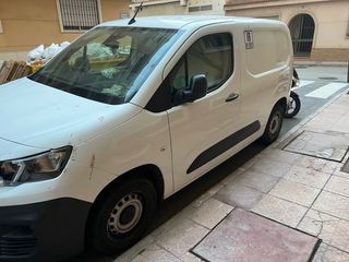 Peugeot Partner 2021