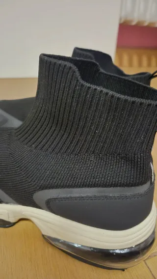 Botas Zara niño negras