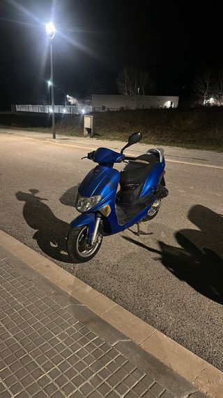 Kymco Agility Azul