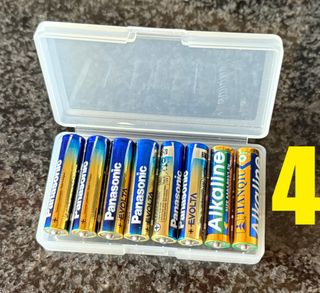 4 Caixas Plásticas Organização Pilhas AA e AAA