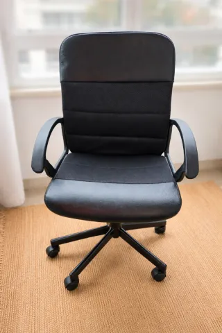 Silla de oficina Ikea negra