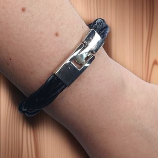 Pulsera cuero trenzado cierre metálico