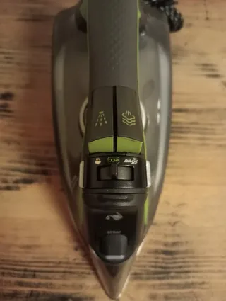 Plancha Rowenta Eco Intelligence