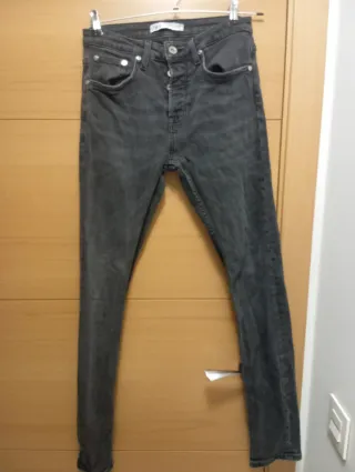 Vaqueros Zara pitillo negros Talla 38