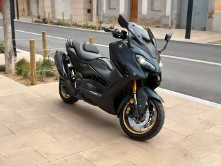 Yamaha T-Max Tech-Max