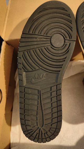 Jordan 1 Mid Dark Brown Beige