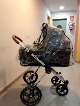 Carrito de bebé Jane con plástico de lluvia