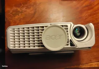 Proyector casero o para empresa.
