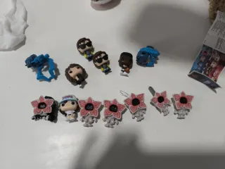 Funko pop stranger things kinder joy